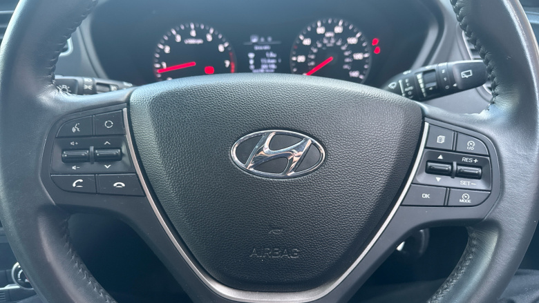 Hyundai i20 1.2 MPi Premium Nav 5dr Petrol Hatchback